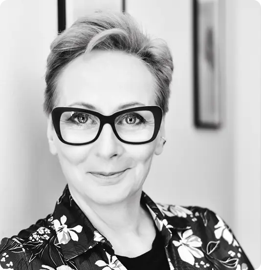 Dr. Czike Klára